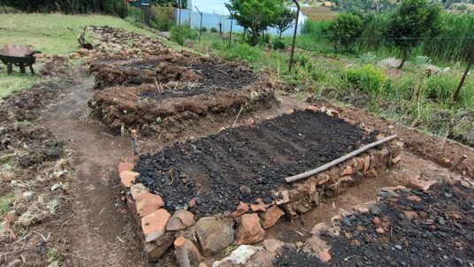 Großer Fortschritt im Garten, sechs neue Hochbeete